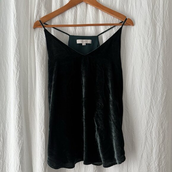 LOFT Velvet Cami Tank Top Green Size Medium Whimsigoth V-Neck Holiday Party Xmas - Picture 7 of 7